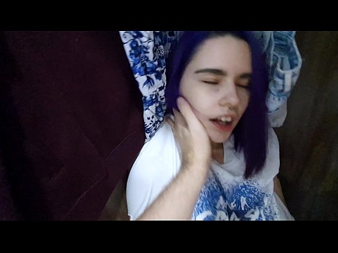 ❤️ Fant min søster i skapet og hjalp henne med å komme ️❌ Sexvideo ved no.banglablog.top ❤